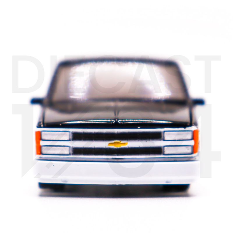 M2 Machines 1:64 1990 Chevrolet C1500 Silverado Custom front bumper – Mijo Exclusives Limited Edition
