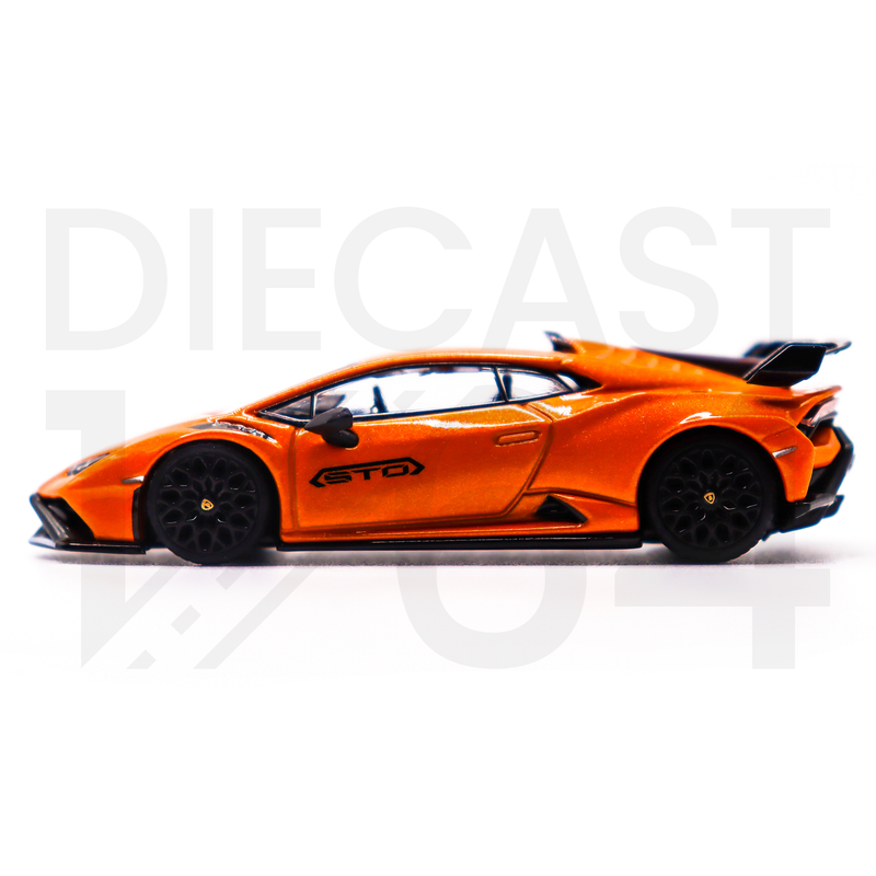 Mini GT 1:64 Lamborghini Huracán STO Arancio Borealis driver side door and wheels