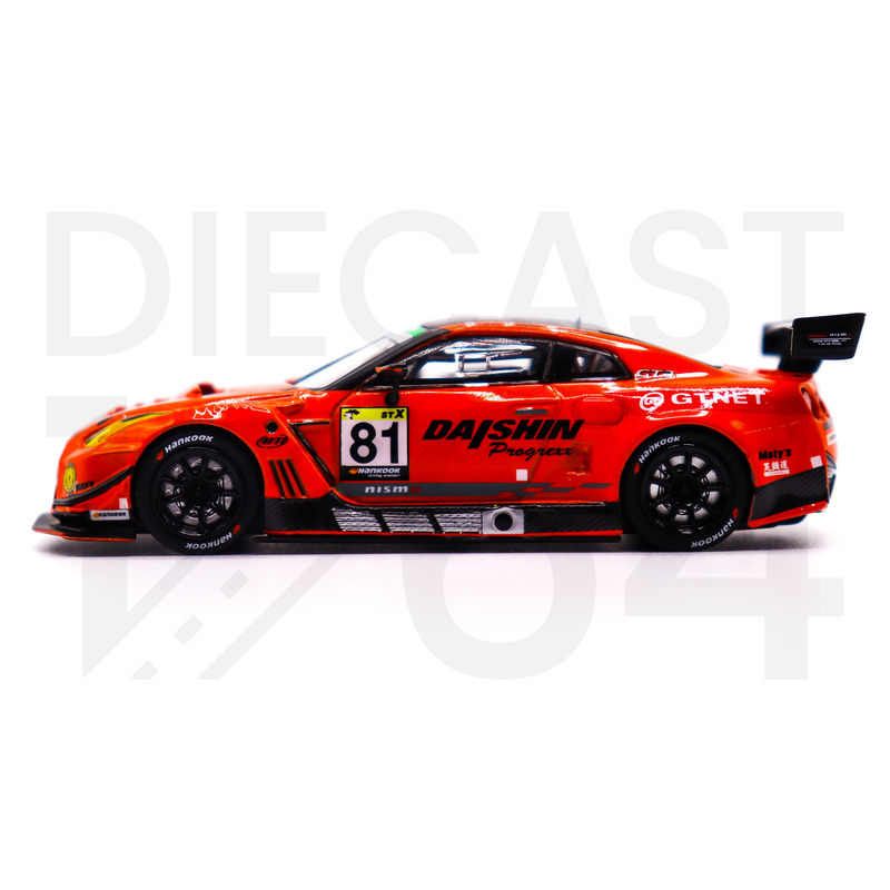 Tarmac Works 1:64 Nissan GT-R NISMO GT3 Super Taikyu Series 2021 Fuji 24 hours 2021 Winner GTNET Motor Sports driver side door and wheels