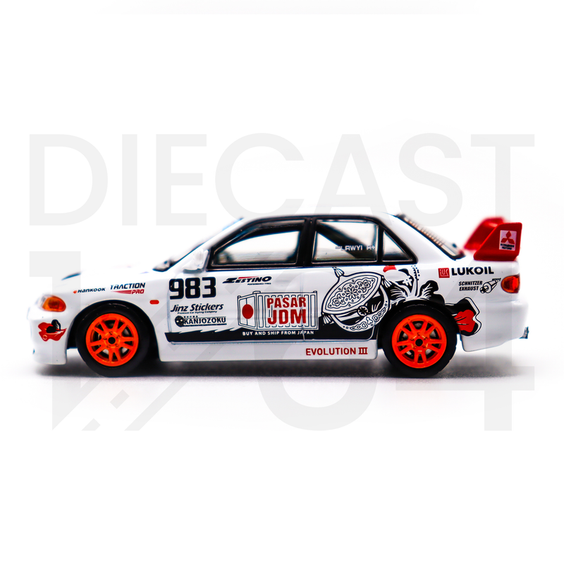 Inno64 Mitsubishi Lancer Evolution III - Trackerz Racing driver side door and wheels