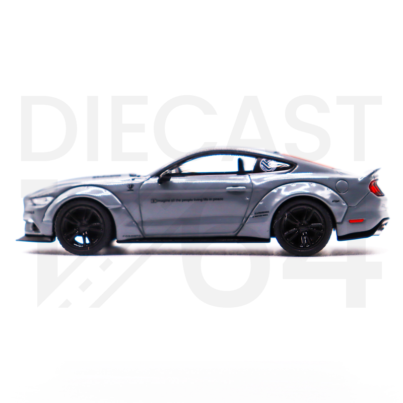 Mini GT 1:64 Ford Mustang GT LB-Works Grey – Mijo Exclusive MGT00470 driver side door