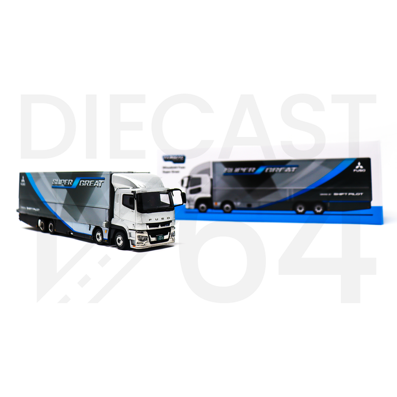 Tarmac Works 1:64 Mitsubishi Fuso Super Great Transporter