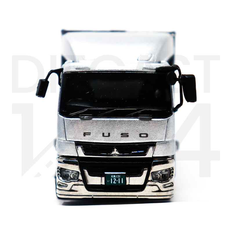 Tarmac Works 1:64 Mitsubishi Fuso Super Great Transporter from bumper with license plate