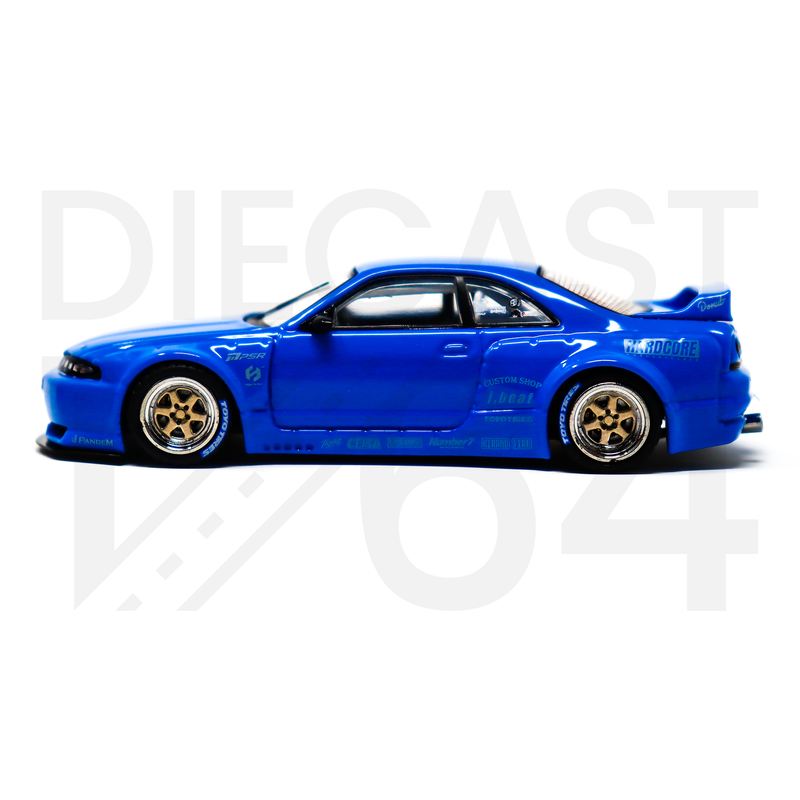 NISSAN SKYLINE GT-R (R33) "Pandem / Rocket Bunny" Blue driver side door and wheels