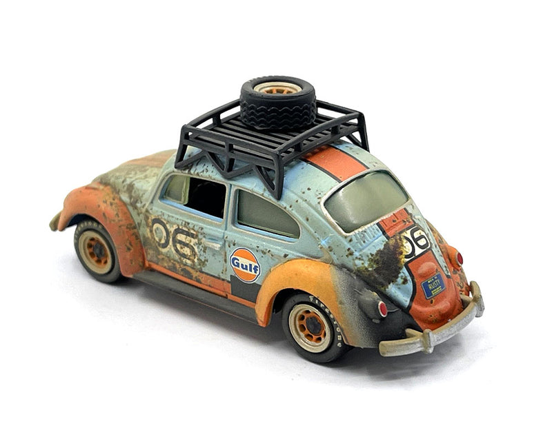 Johnny Lightning 1:64 1970 Volkswagen Beetle Gulf Weathered w/ Rack – Blue – Mijo Exclusives Limited 3,600 Pieces driver side door